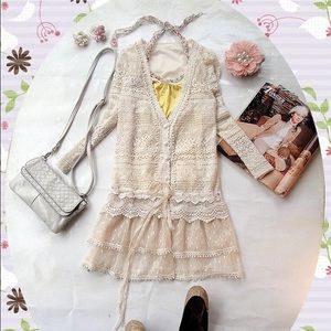 Lady 3/4 sleeve lace tops