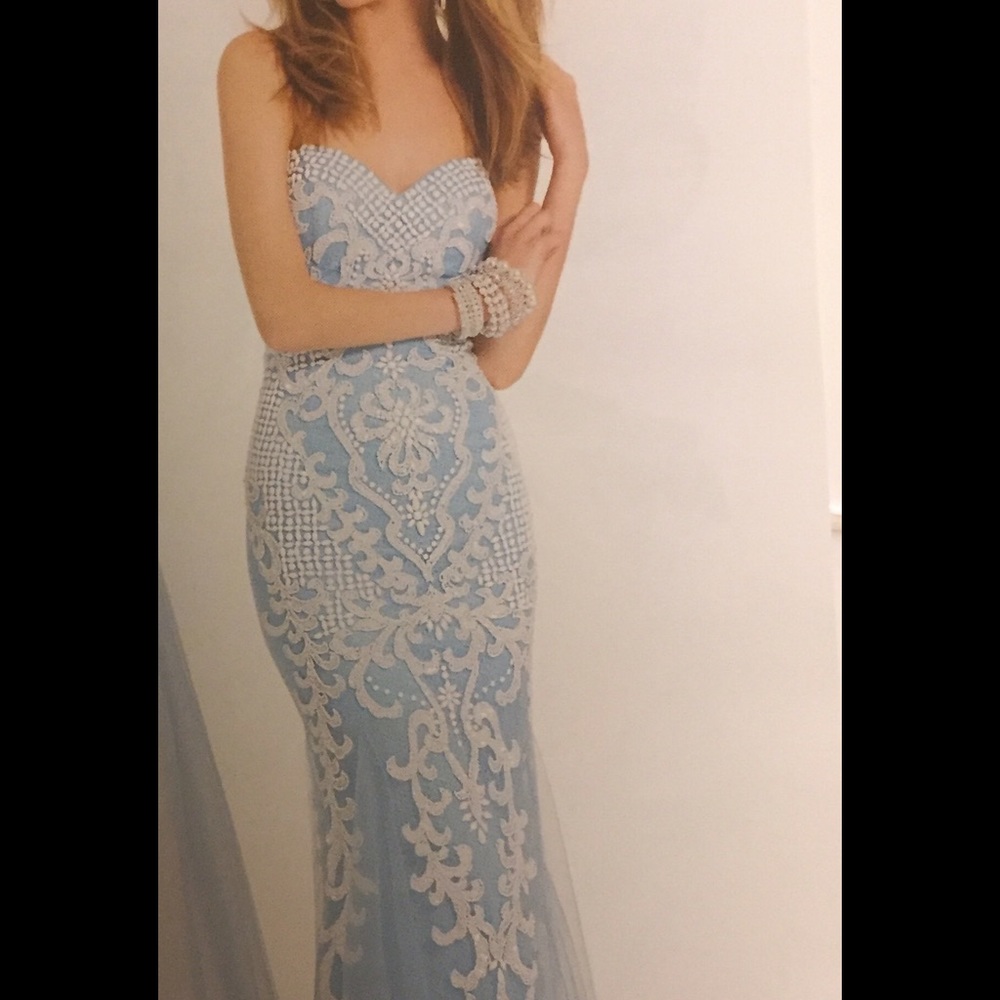 Camille la vie prom dress, size 6