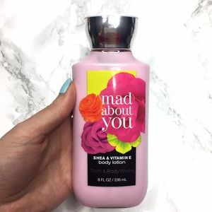 Bath & body works brand new 8 oz lotion