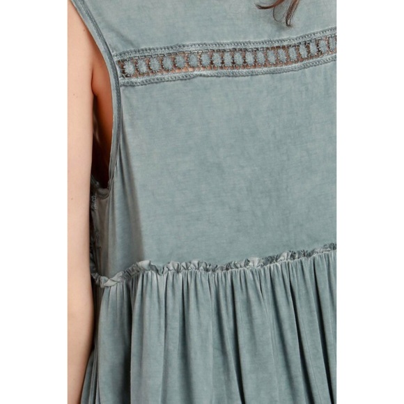 Crochet Detailed Top - Picture 3 of 5