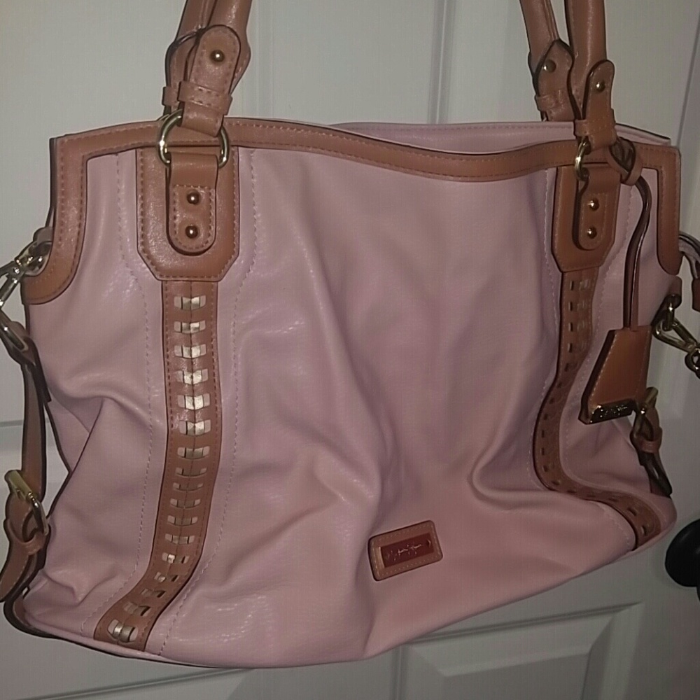 Jessica Simpson purse