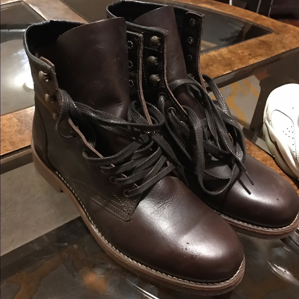 Also boots!!