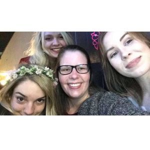 Meet your Posher, Robyn