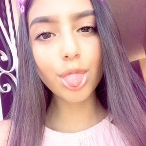 Meet your Posher, Annie