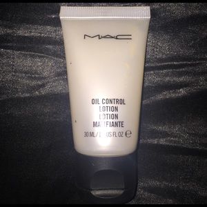 MAC Oil Control Lotion