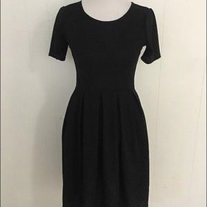 Rare BNWT LulaRoe Amelia Black Size L 💕🦄💕