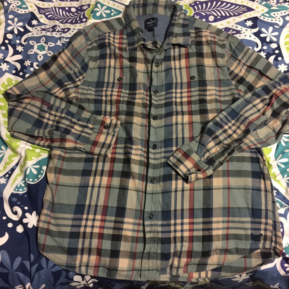 Men's American Eagle Button down shirt