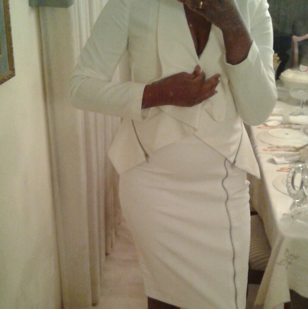 The ultimate white jacket it brings life & presenc