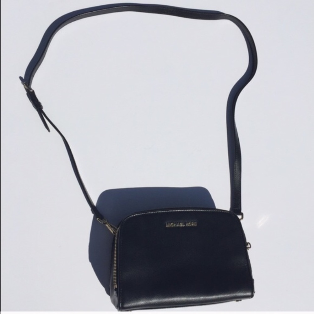 Michael kors satchel