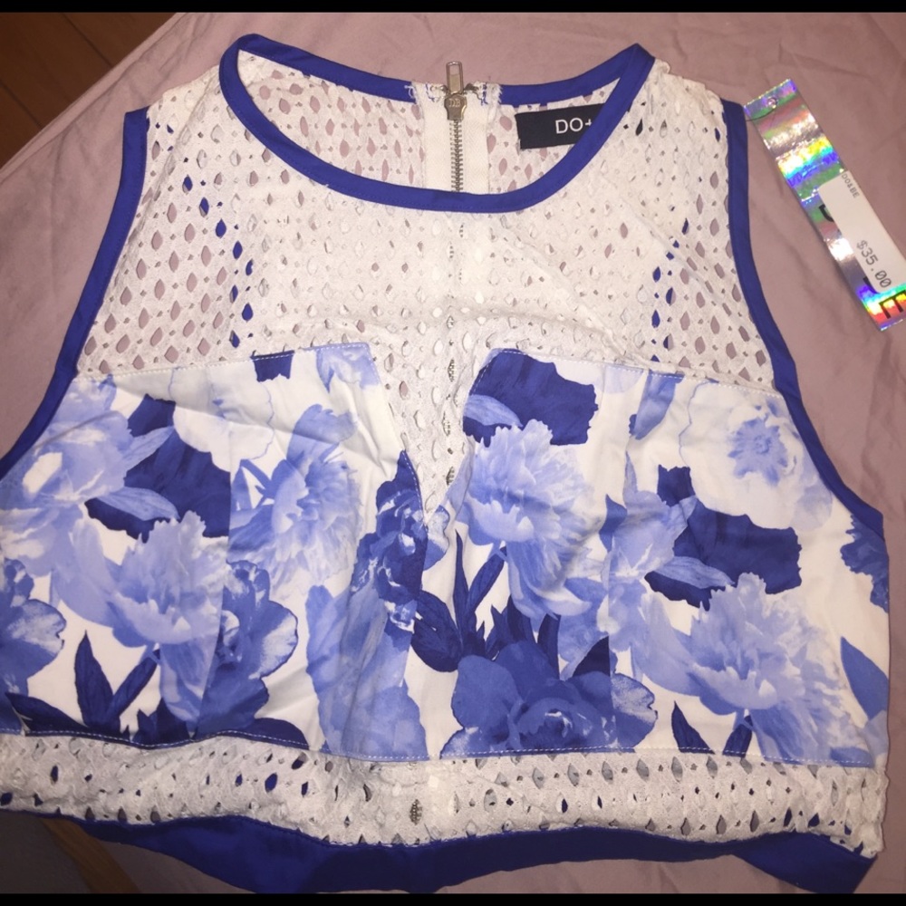 Flowery blue crop top, size M, runs small - Picture 1 of 1