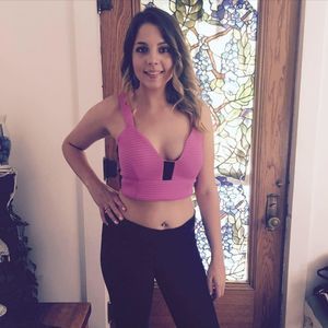 Meet your Posher, Alexis