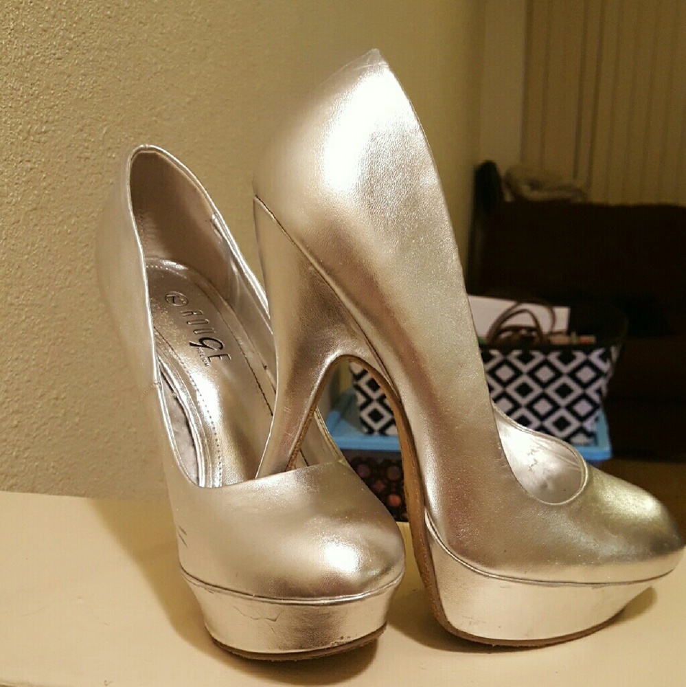 Cute heels...