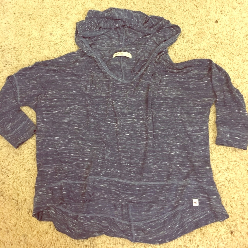 Hollister hooded tee
