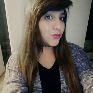 Meet your Posher, Lea