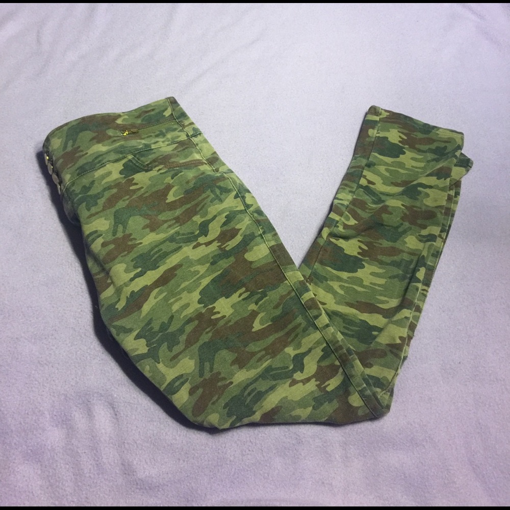 EUC Shinestar camo SZ 3XL legging/jegging