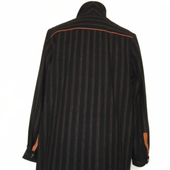 Vintage wool coat with leather trim - Picture 4 of 6