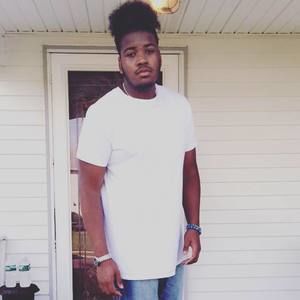 Meet your Posher, Julian