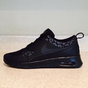 Nike Air Max Thea (Reflective Leopard Print) Nike Air Max Thea (Reflective Leopard Print)