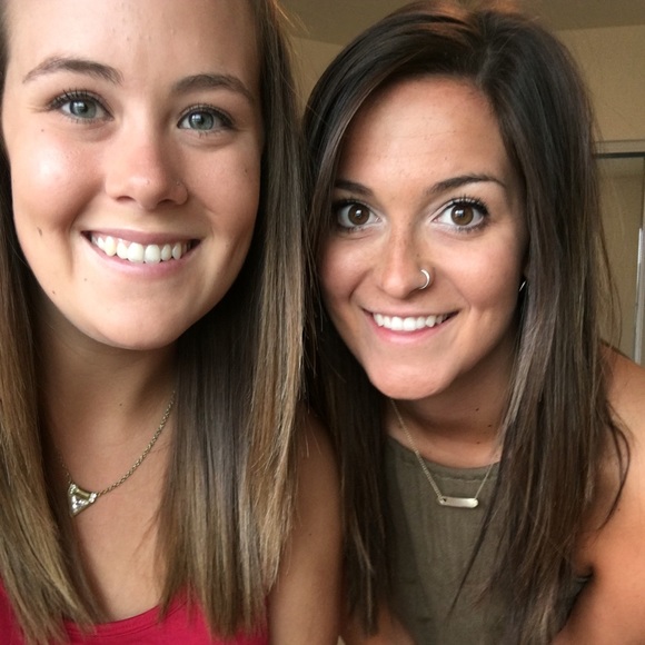 Meet your Posher, Cortney - Picture 1 of 1