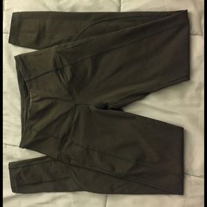SOLD Victoria Sport knockout high rise with pocket