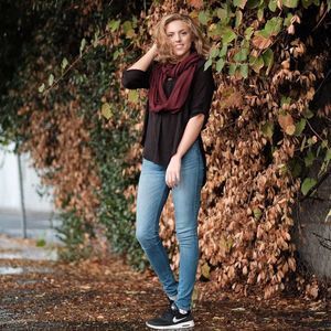 Meet your Posher, Zhaleh