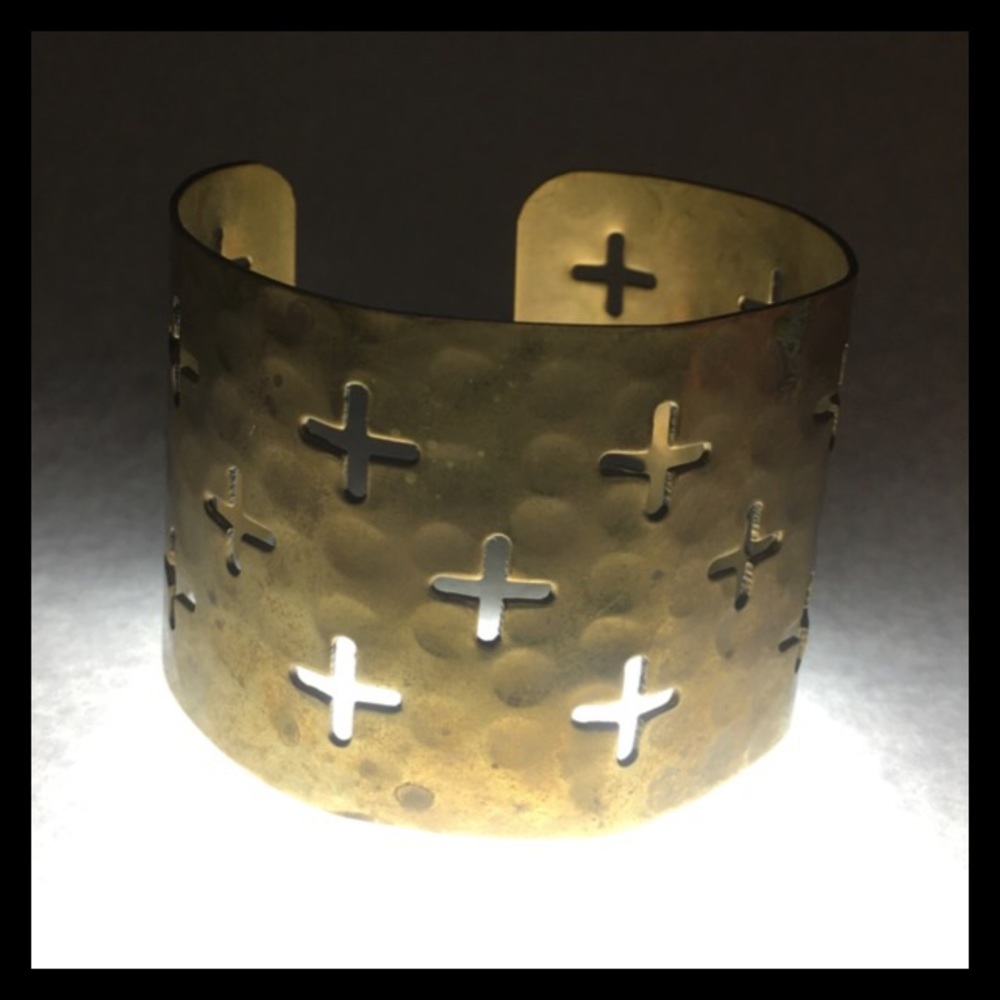 Vintage Hammered Metal Cross Cuff - Picture 3 of 4