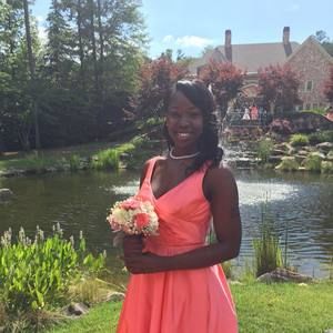 Meet your Posher, Malika