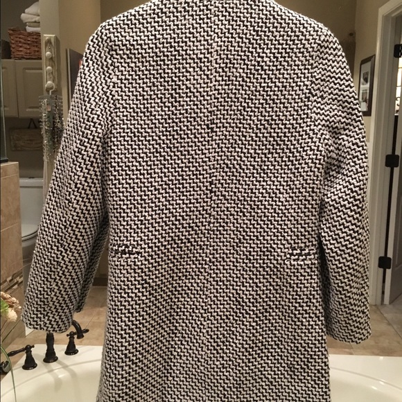 Warm Gently Used Clean Black and White Coat - Picture 2 of 3