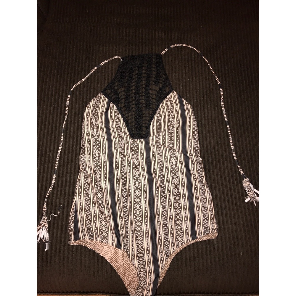 Acacia Polynesian (One Piece) Teahupo'o