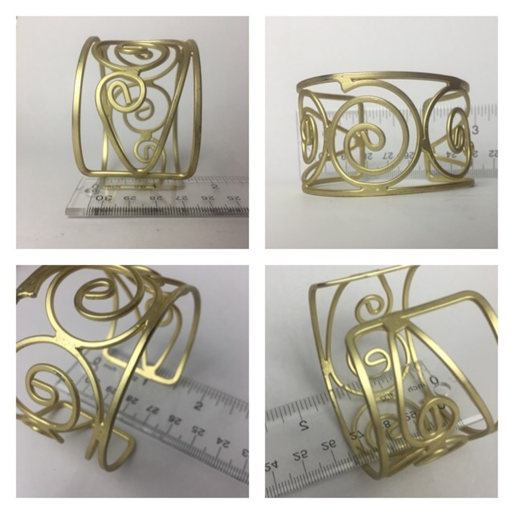 Ornate Golden Cuff - Picture 2 of 3