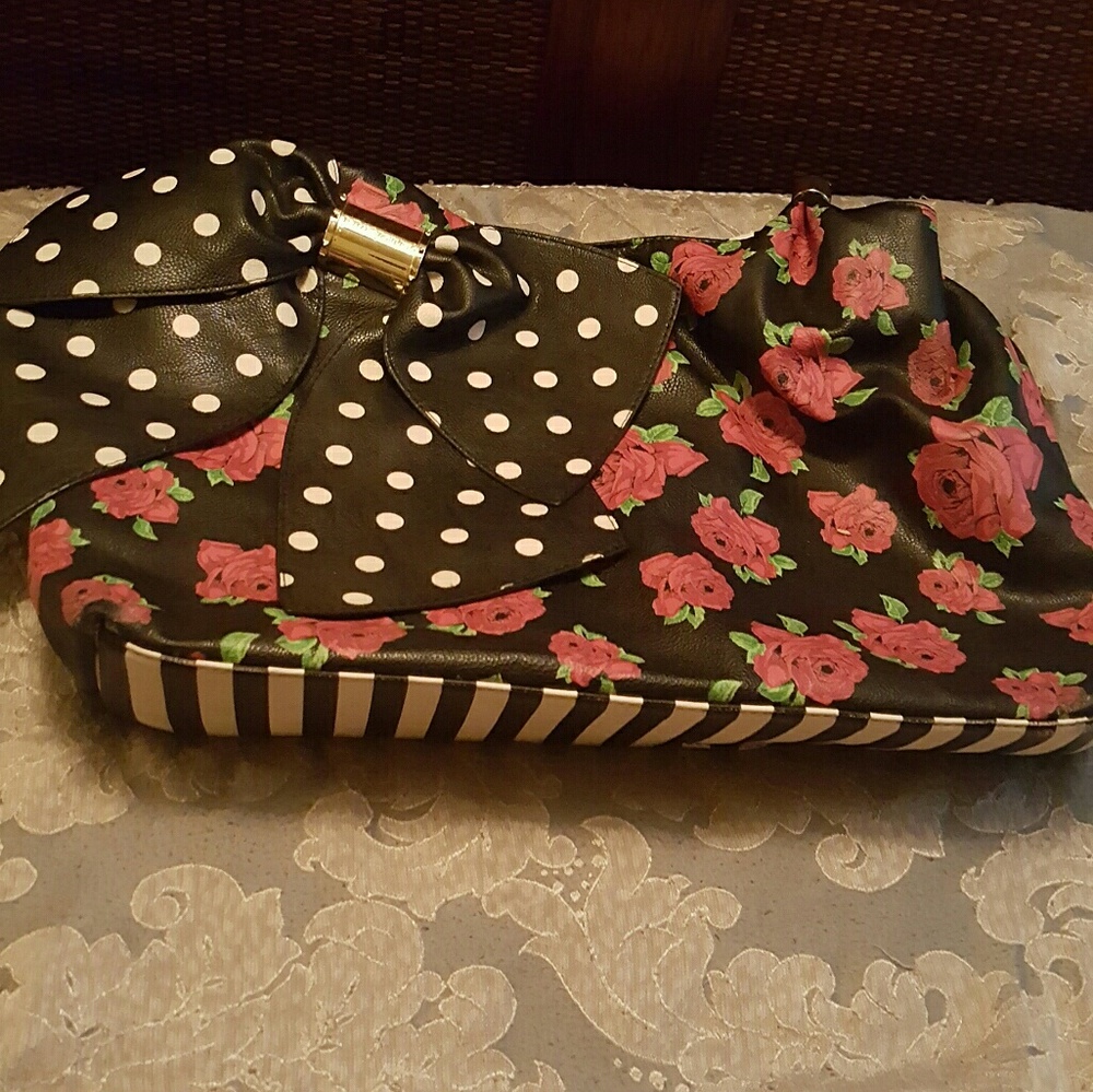 Large Betsy Johnson bag