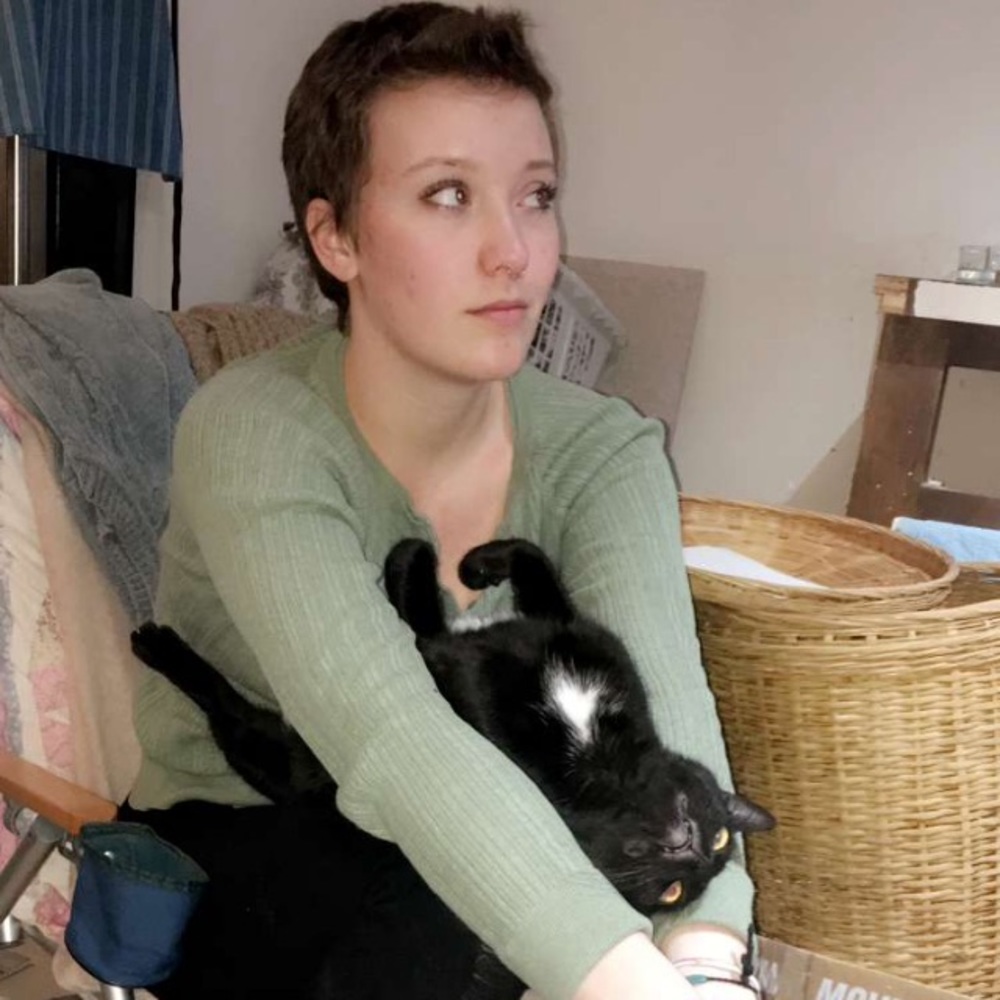 Meet your Posher, Sky