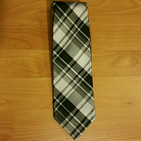 6 Ties Bundle - Picture 2 of 8