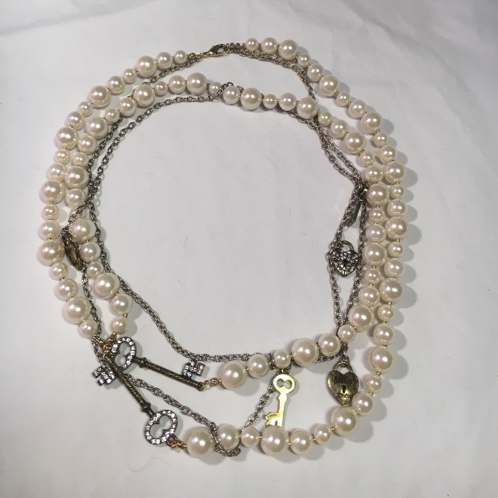 Betsey Johnson long strand pearl key necklace