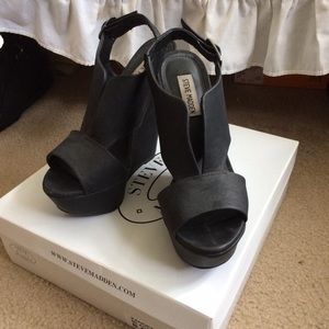 Steve Madden Xander wedges