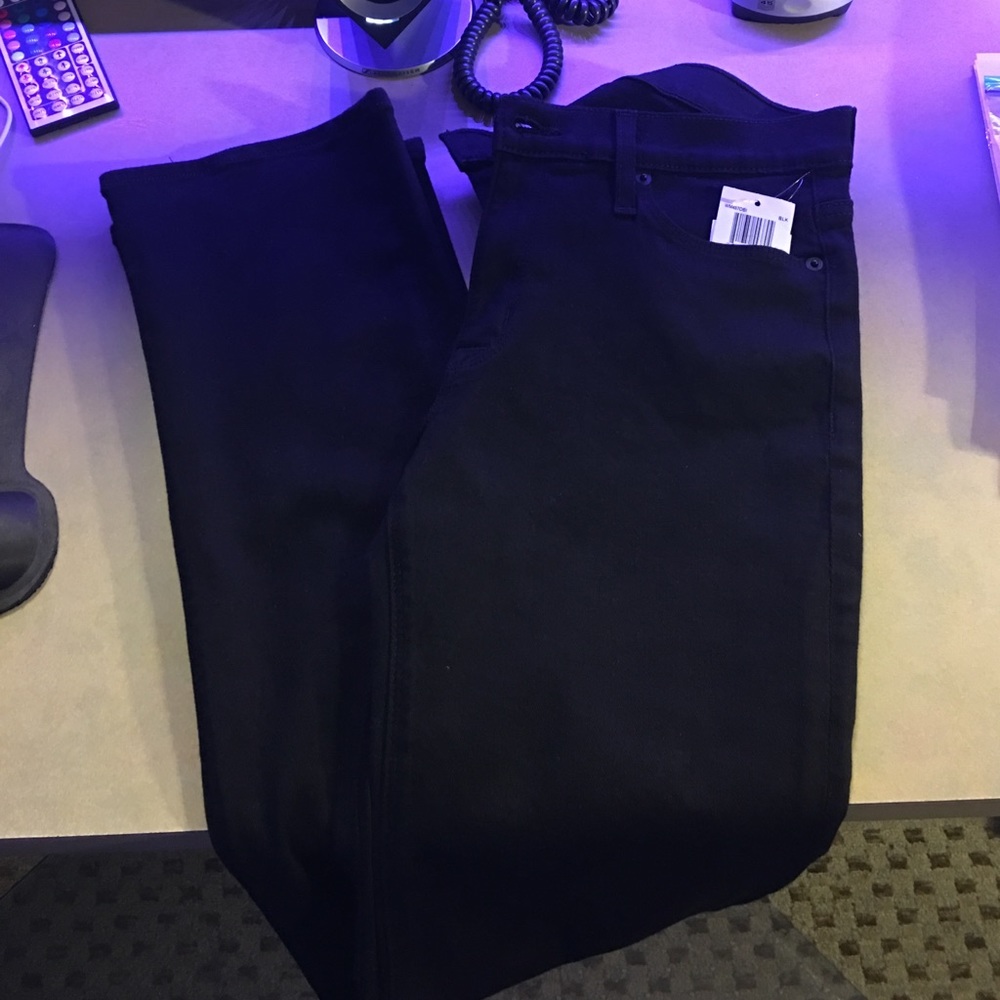 🎉BRAND NEW Hudsons 🤗🎉