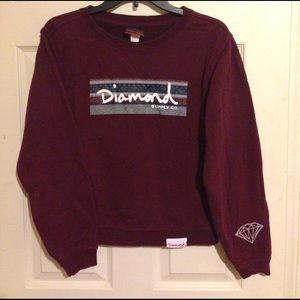 Crewneck.