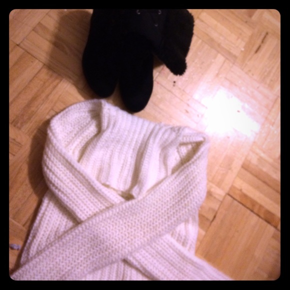 Sweater ❤ - Picture 2 of 3