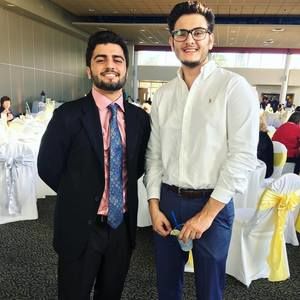 Meet your Posher, Manoli