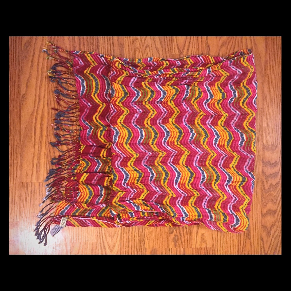 NWOT Lucky Brand Scarf