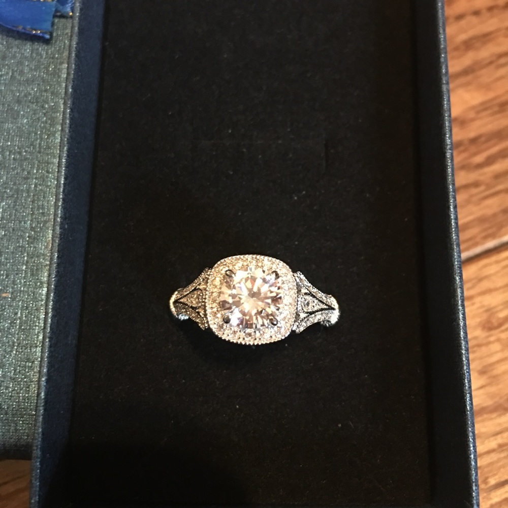 💕SALE 925 sterling silver engagement promise ring - Picture 2 of 4