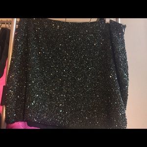 Haute Hippie hunter green beaded mini skirt, med