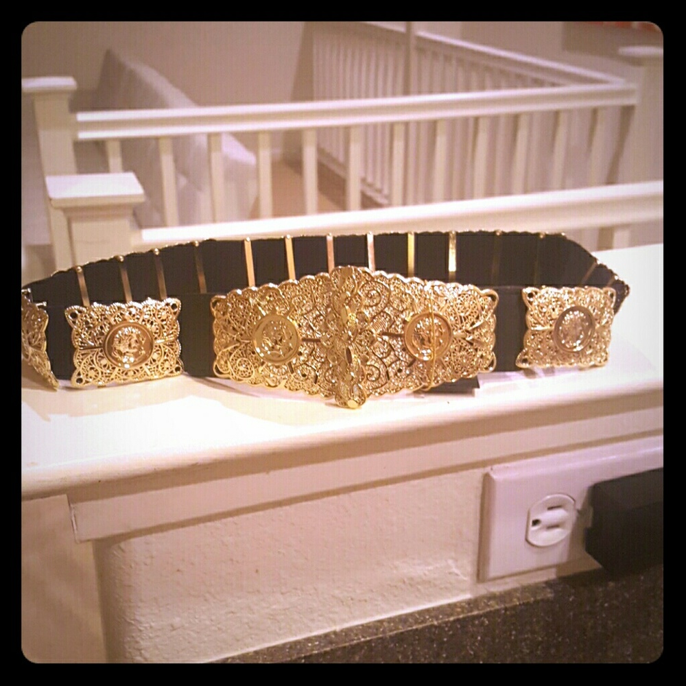 bebe Gold belt
