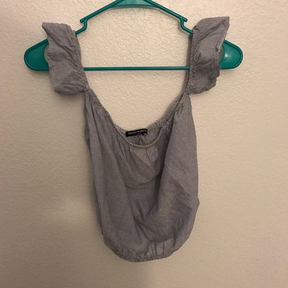 Brandy Melville Tops - brandy beccah top