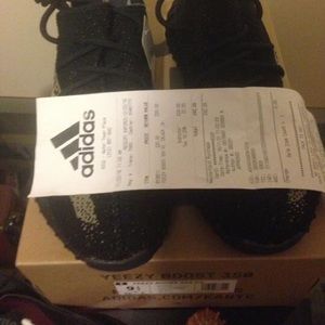 yeezys 9.5