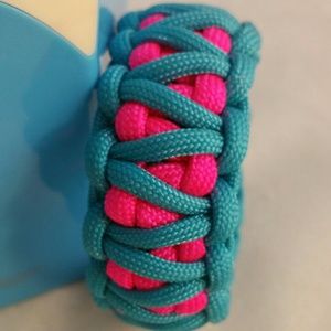 7" Paracord fashion bracelet