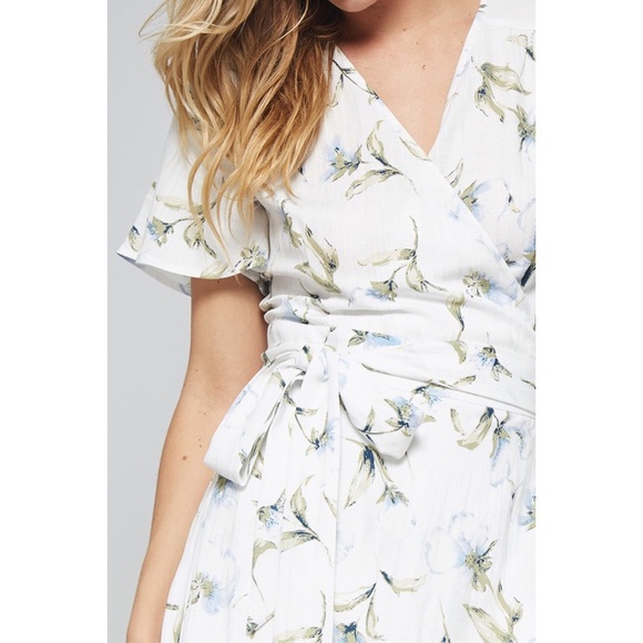 1 left!! ADRIENNE Maxi Dress - Picture 5 of 5