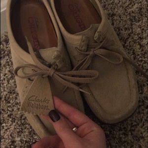 Clarks Wallabees women's 6.5
