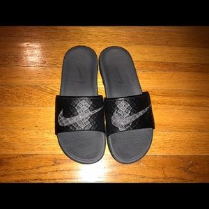 NIKE slides