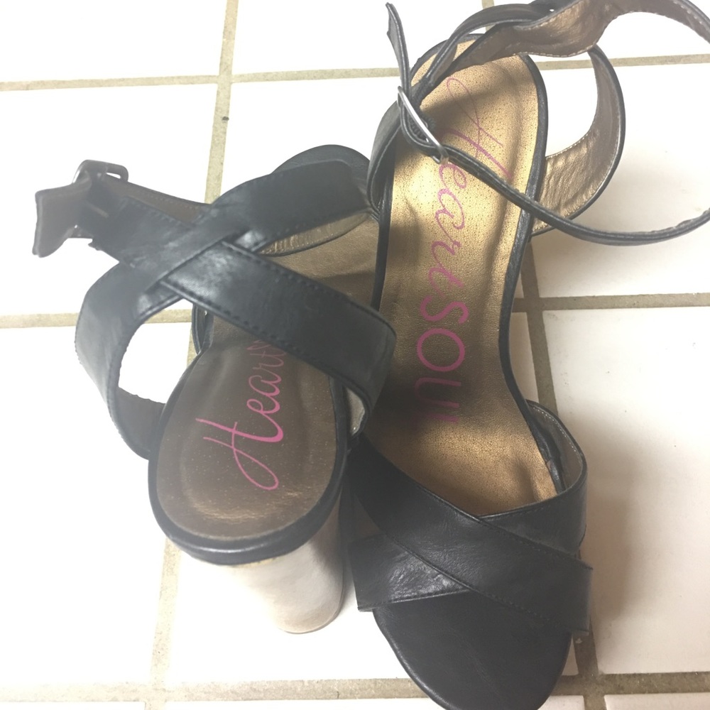 Black wedge sandals
